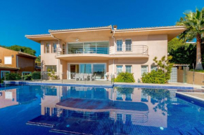 Villa Alcanada Paradise